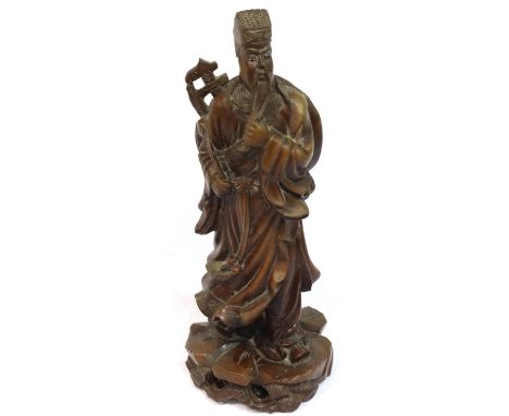 Chinese carved hardwood warrior, H: 28 cm. P&amp;P Group 3 (£25+VAT for the first lot and £5+VAT for subsequent lots) 