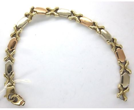 9ct tri gold bracelet, L: 20 cm, 12.4g, damage to one link. P&amp;P Group 1 (£14+VAT for the first lot and £1+VAT for subsequ