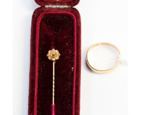 A 22ct gold ring (5.4 grams approx) with a 9ct gold stick pin in case 0.5 grams approx (2) 