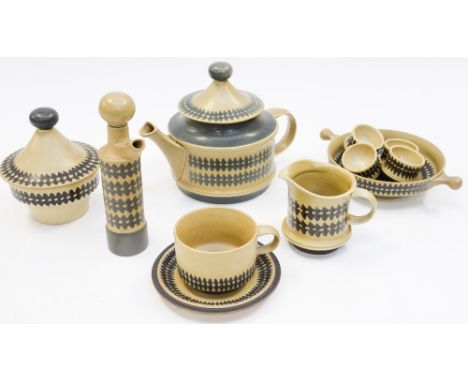 Goebel 1960s breakfast ware with zig zag pattern, including soup bowls, egg cups, tea cups etc 