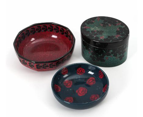 Art-déco-Dose und 2 Schalen. Wächtersbach. Jeweils Press- und Stempelmarke, 1921-1928, Kunstabteilung Schweitzer. Modell-Nr. 