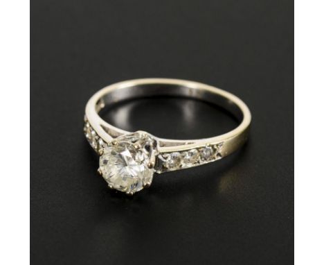 Weißgoldring mit Brillanten.             Weißgold 750 gestempelt. Brillant Durchmesser ca. 6 mm. Ringgröße 53,5. 2,8 g.      