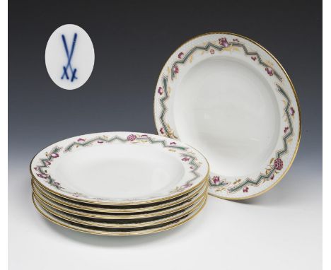 6er Satz Art déco-Essteller. Meissen. 1935-1947. Modell von.                     NIEMEYER,             Adalbert    ø 24,5 cm.