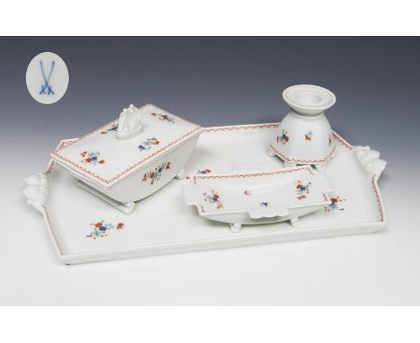Seltenes Art déco-Rauchservice. Meissen. 1940-1947. Modell-Nr. O 296-O 299 (neue Form-Nr. 52623, 53551, 53153, 53295). Modell