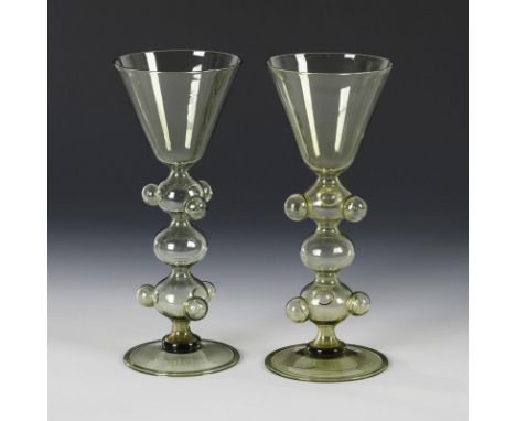 2 "Vexir-Pokale". Köln-Ehrenfeld. Rheinische Glashütten-Actien-Gesellschaft, Ehrenfeld bei Cöln, 1881. Entwurf: 1881 nach ein