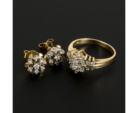Ring und Ohrsteckerpaar mit Brillanten in älterem Etui.             Gelbgold 14 k (585) gestempelt, geprüft. Ringgröße 52, Ko