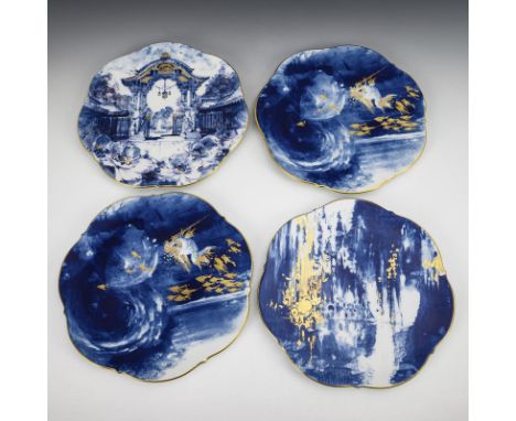 4 Jahresteller. Meissen. Schwertermarke, 1990er Jahre, 1 Schleifstrich.             Unterglasurblaues Aquatintadekor, Goldsta