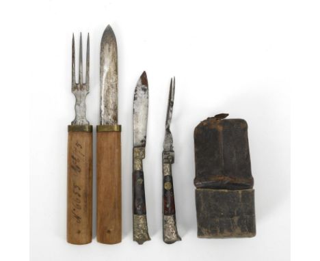 2 Reisebestecke. Barockes Messer undeutlich gepunzt. Messer mit Holzgriff "Ed Wüsthof Solingen" mit Dreizack gepunzt. Ende 18