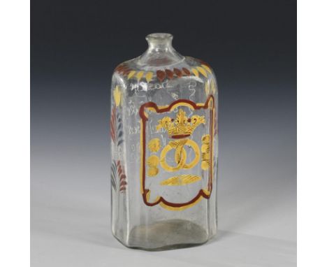 Barocke Branntweinflasche. 1782. Süddeutsch.Farbloses Glas, polychrome Emailmalerei. H 14 cm. Vierkantflasche mit profilierte