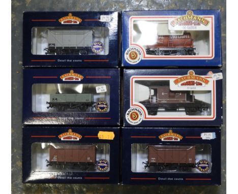 6 BACHMANN OO ROLLING STOCK WAGONS 