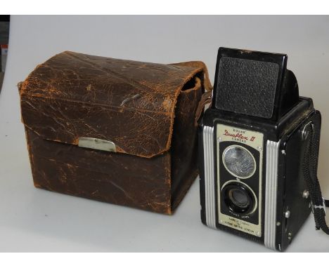 KODAK DUALFLEX II TWIN LENS CAMERA 