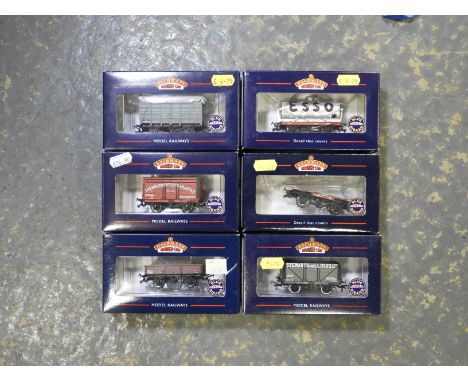 6 BACHMANN OO ROLLING STOCK WAGONS 