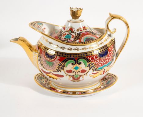 A Worcester (Flight Barr &amp; Barr) Imari pattern oval teapot, cover and stand, with gilt flame finial (finial restored), 17