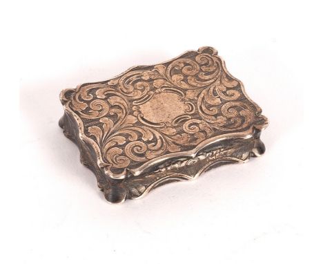 A Victorian silver vinaigrette, Nathaniel Mills, Birmingham 1842, 4cm wide CONDITION REPORT: Light wear.