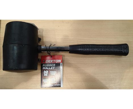 New and unused Dekton 32oz rubber mallet. P&amp;P Group 3 (£25+VAT for the first lot and £5+VAT for subsequent lots) 