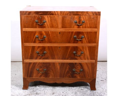Reproduction mahogany chest of drawers, of small size, crossbanding, fitted with two short and three long drawers, splayed br