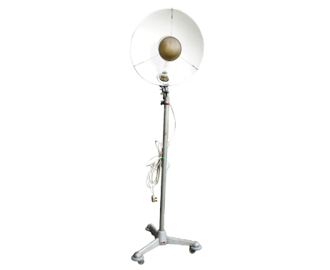 A 20th century photographer's studio light by Malham - the large dished shade on an adjustable tripod stand, height 181cm.