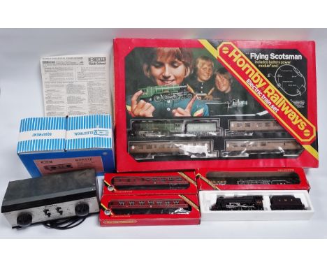 Hornby Dublo - Hornby Railways 'Flying Scotsman R176' electric train set, boxed, together with a black five locomotive 4-6-0,