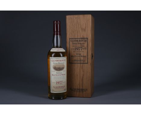GLENMORANGIE 1977 AGED 21 YEARS Single Malt Scotch Whisky 70cl, 43% volume, in wooden box.
