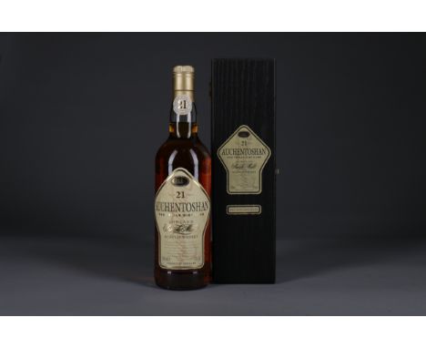 AUCHENTOSHAN AGED 21 YEARS Single Malt Scotch Whisky 700ml, 43% volume, in box.
