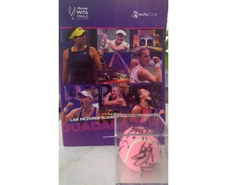 Tennis ball signed by all 8 women tennis stars in the AKRON WTA Finals 2021, accompanied by a poster;
Hot off the press, a tr