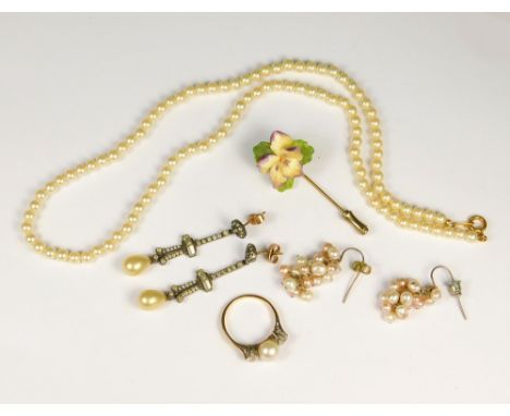 COSTUME JEWELLERY.A pair of Art Deco paste & 'pearl' ear drops, a faux pearl necklace, a stick pin etc. 