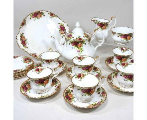 A Royal Albert Old Country Roses pattern tea service, with six place settings