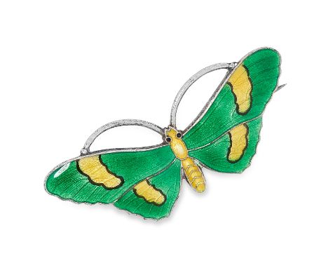 AN ANTIQUE ENAMEL BUTTERFLY BROOCH, CIRCA 1915 in sterling silver, designed as a butterfly, decorated in green and yellow ena