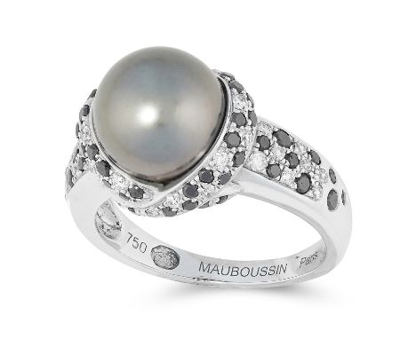 A PEARL AND DIAMOND 'PERLE CAVIAR MON AMOUR' RING, MAUBOUSSIN in 18ct white gold, set with a pearl in a border of round cut b