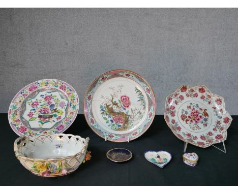 An assortment of mixed porcelain to include two 19th century Chinese Export painted circular plates, a Chinese Export porcela