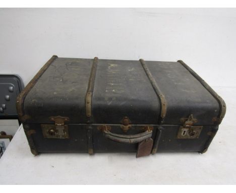 vintage Drawco blue suitcase&nbsp;