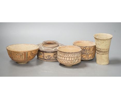 Five Indus Valley pottery vessels, neolithic, tallest 11cm