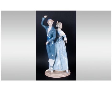 Nao by Lladro Impressive Tall Figure ' Dancers ' Spanish. Excellent Condition. 16.25 Inches Tall. 