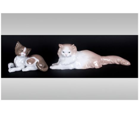 Lladro Cat Figure Model Number 5114, 3'' in height, Mint condition. Plus a Nao Cat figure Number 0113. Antona, Mint condition
