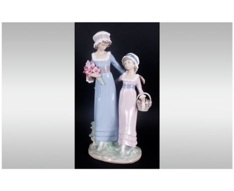 Lladro Figure ' Daughters ' Model Num.5013. Issued 1978-1991. Height 12.5 Inches. Mint Condition. 