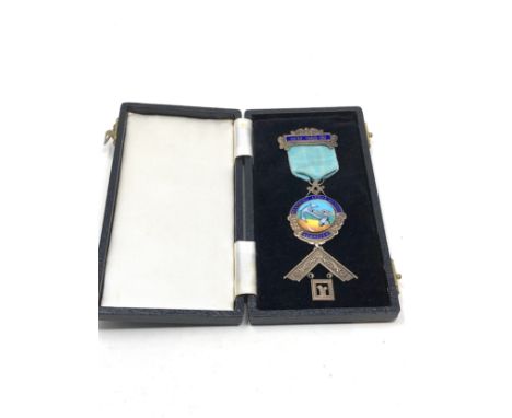 Boxed silver &amp; enamel masonic jewel meeching londge newhaven 