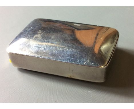 A GEORGIAN SILVER SNUFF BOX Of rectangular form, with gilt lined interior, hallmarked 'Joseph Wilmore, 1781'.  (5cm)