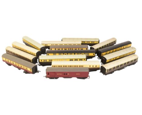 Model Railway - a collection of OO gauge model railway trainset locomotive rolling stock coaches and carriages by makers Horn