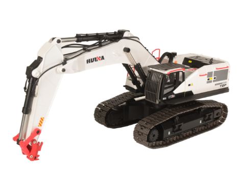 RC Models - an original Huina made 1/14 scale RC Radio Control model excavator with alloy timber wood grabber, plastic ball g