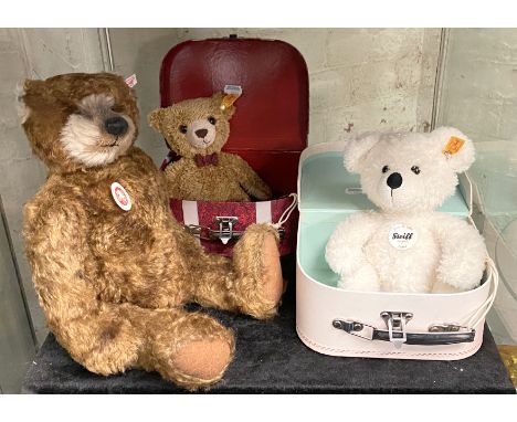 3 STEIFF BEARS