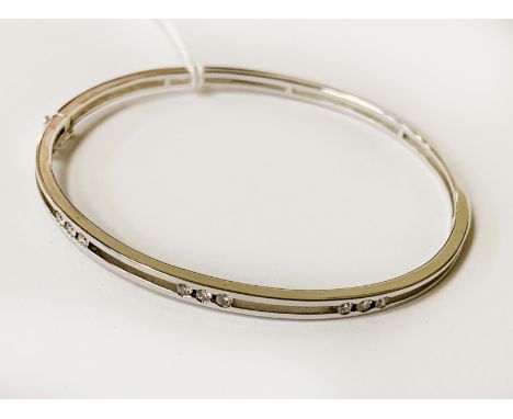 18CT WHITE GOLD &amp; DIAMOND BANGLE 12.5 GRAMS APPROX 
