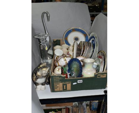 ONE BOX OF CERAMICS, to include a Winstanley cat signed to the base, height 20cm (chipped right ear), a large crystal candle 