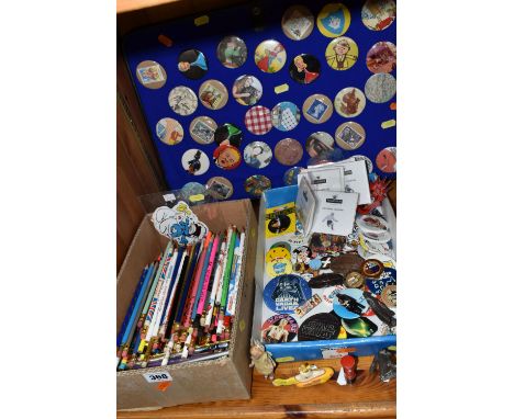 TWO TRAYS OF VINTAGE PIN BADGES AND A COLLECTION OF SOUVENIR PENCILS, comprising a painted metal Beatles Yellow Submarine, a 