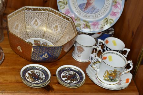 A COLLECTION OF SPODE ROYAL COMMEMORATIVE PORCELAIN, comprising a large limited edition Spode fruit bowl 118/250 to commemora