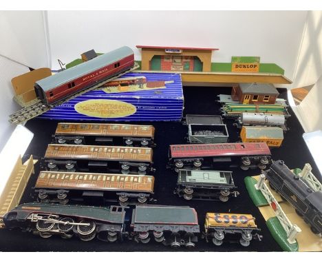 Model Toy railway Hornby Interest. A good selection of Railway train toys to &nbsp;including a boxed Post mail train unit, si