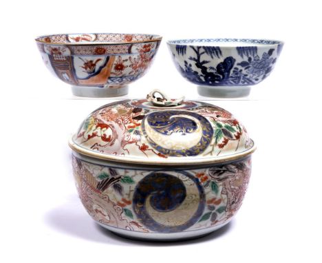 Imari bowl and cover Japanese, circa 1700 with phoenix and scroll designs 26cm a Chinese Imari bowl, 19cm and a Chinese blue 