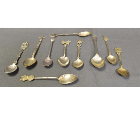 ASSORTED SILVER TEASPOONS a good variety of silver souvenir spoons and one teaspoon, hallmarked Sheffield 1910.  Total weight