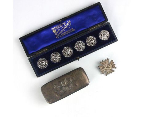 An Edwardian silver trinket box, Chester 1908, the removable cover with embossed church detail, 8cm wide, with a 19th century