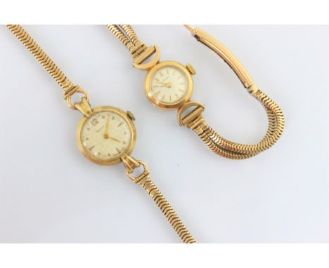 A 9ct yellow gold cased ‘Batty’ ladies wristwatch, the circular cream dial with arrow and dot markers, set to plain polished 