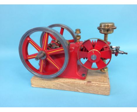 An Amanco stationary engine, Waterloo, Iowa, USA, 33cm width